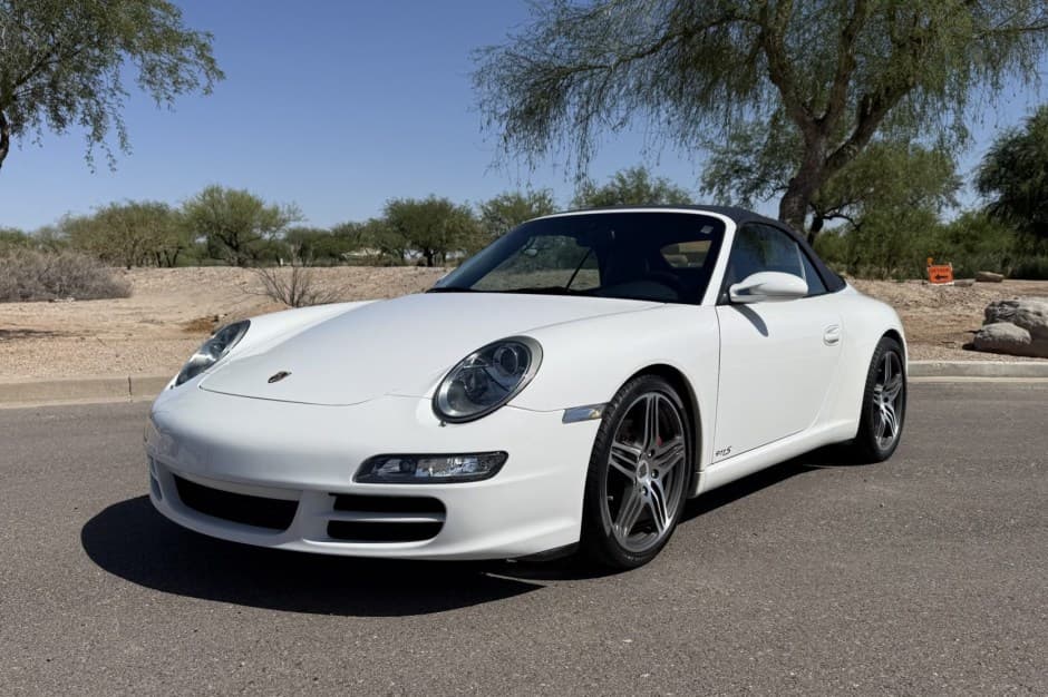 2006 Porsche 997 911 (Non-Turbo/GT2/GT3) sold for $28,000