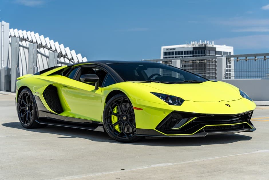 2022 Lamborghini Aventador sold for $591,000