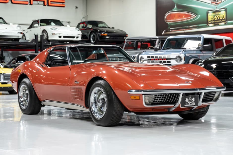 1970 Chevrolet Corvette C3 sold for $196,000