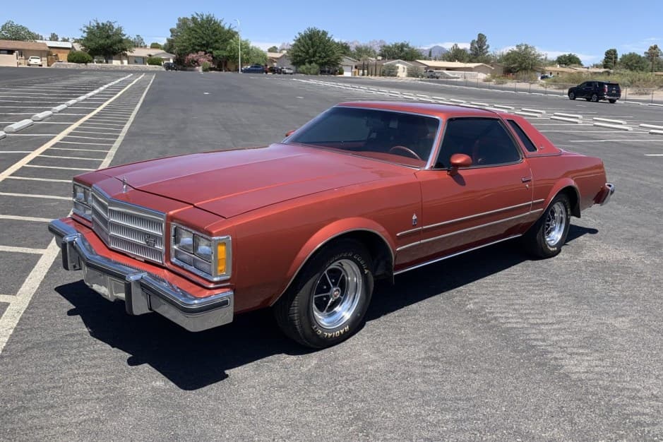 1977 Buick Regal (1973-1977) sold for $12,400