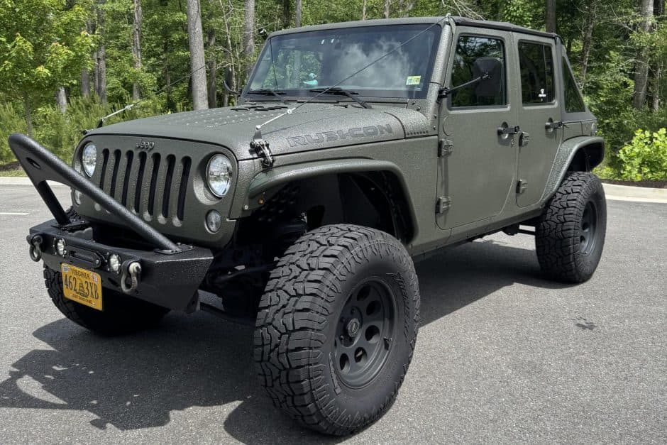 2016 Jeep Wrangler JK (2007-2018) sold for $11,600