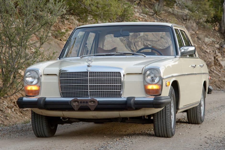 1974 Mercedes-Benz W114 & W115 sold for $7,500