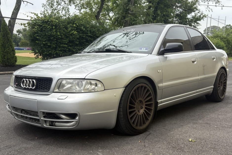 2001 Audi B5 S4 sold for $5,150
