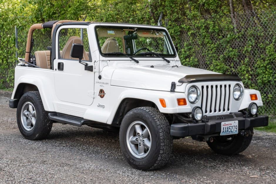 1998 Jeep Wrangler TJ (1997-2006) sold for $18,000