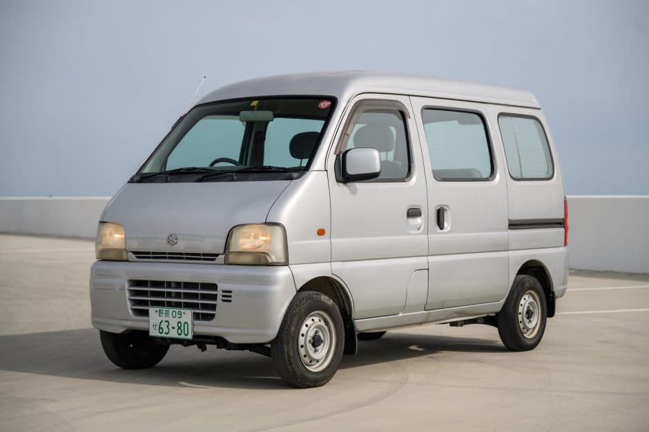 1999 Suzuki Every sold for $2,250