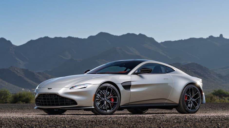 2021 Aston Martin V8 Vantage (2006+) sold for $136,000