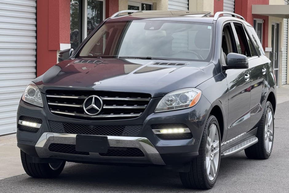 2015 Mercedes-Benz M-Class & GLE-Class sold for $11,900