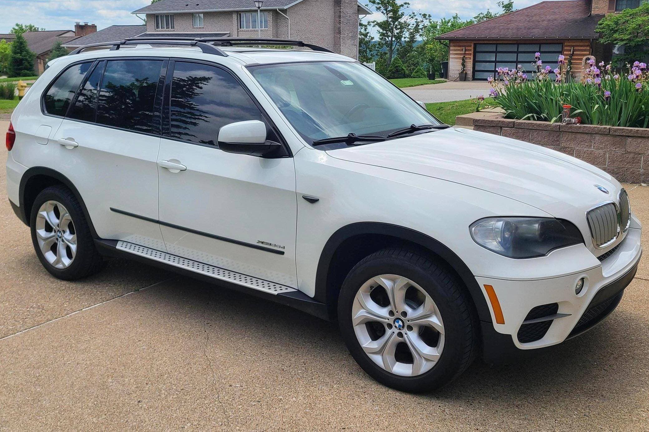 2011 BMW X5 sold for $8,888
