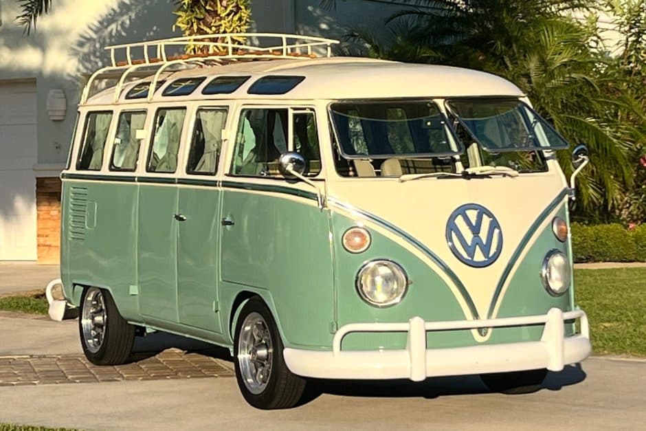 1970 Volkswagen Split-Window Bus sold for $48,000