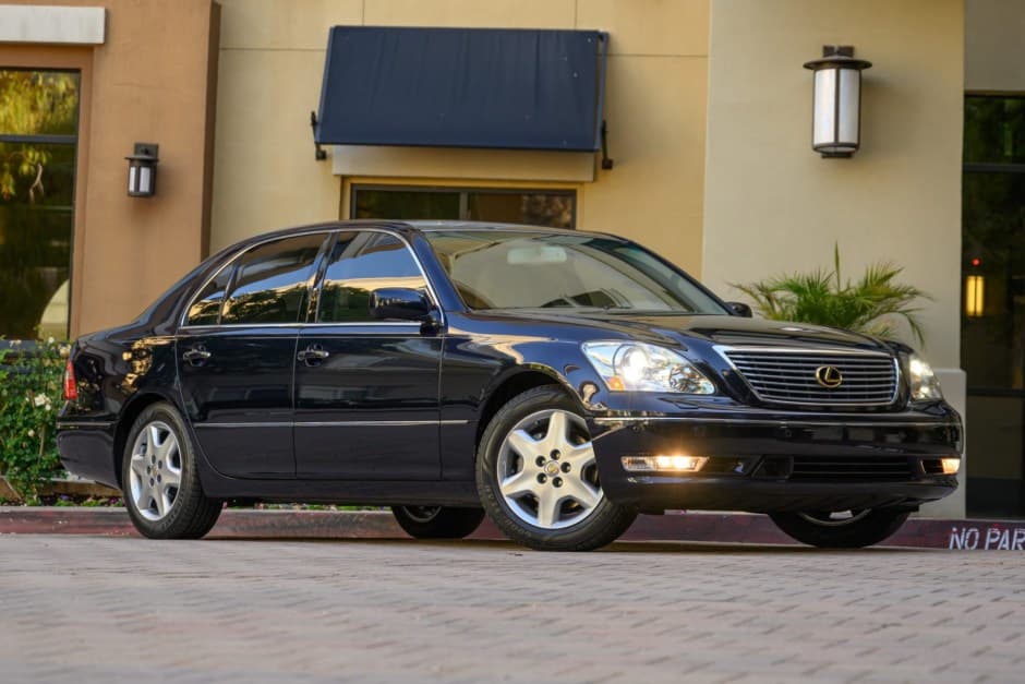 2004 Lexus LS Sedan sold for $22,500