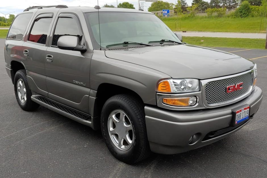 2005 GMC Yukon GMT800 sold for $39,251