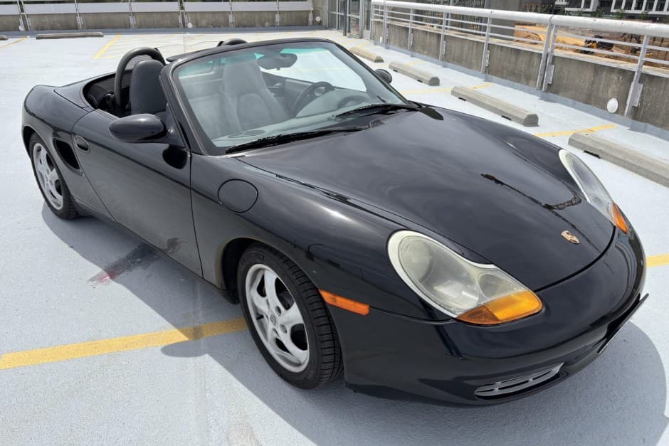 1998 Porsche 986 Boxster sold for $8,000
