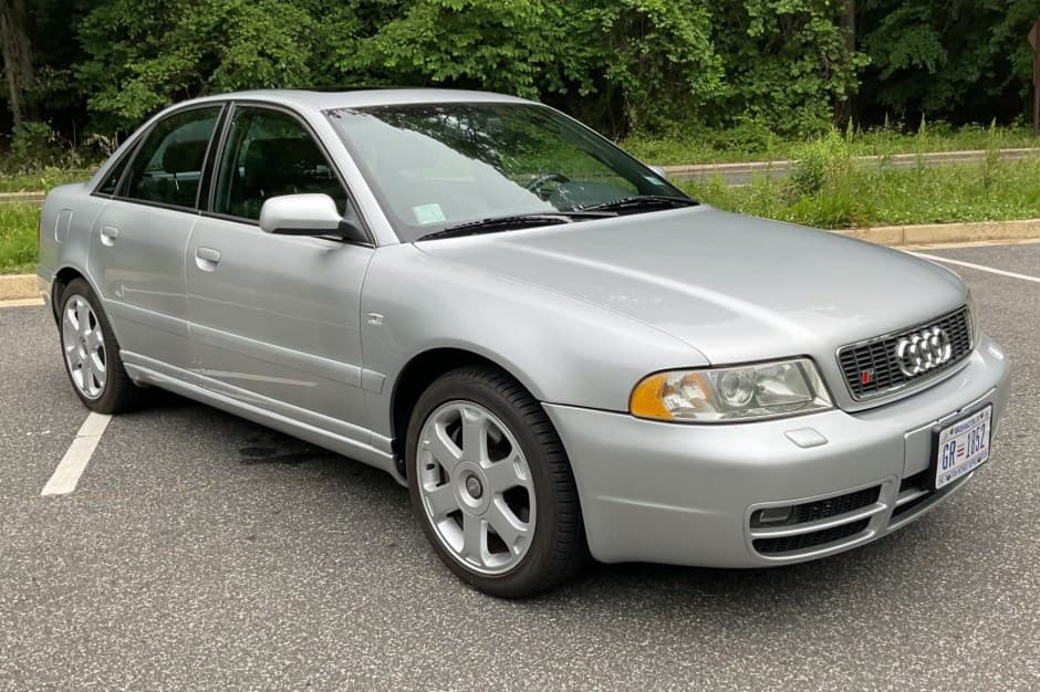 2000 Audi B5 S4 sold for $9,200