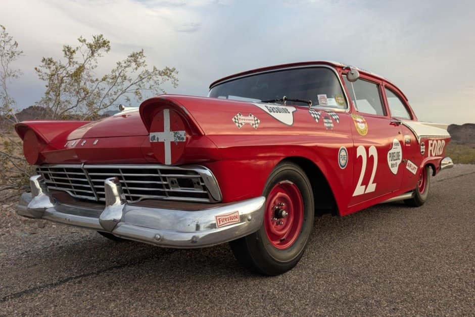 1957 Ford Fairlane sold for $18,250