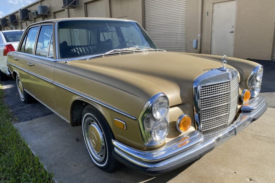 1970 Mercedes-Benz W108 & W109 sold for $3,500