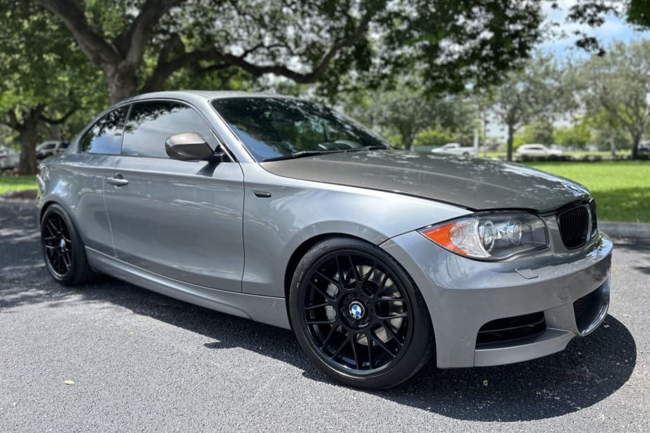 2011 BMW E82/E88 1-Series sold for $14,600