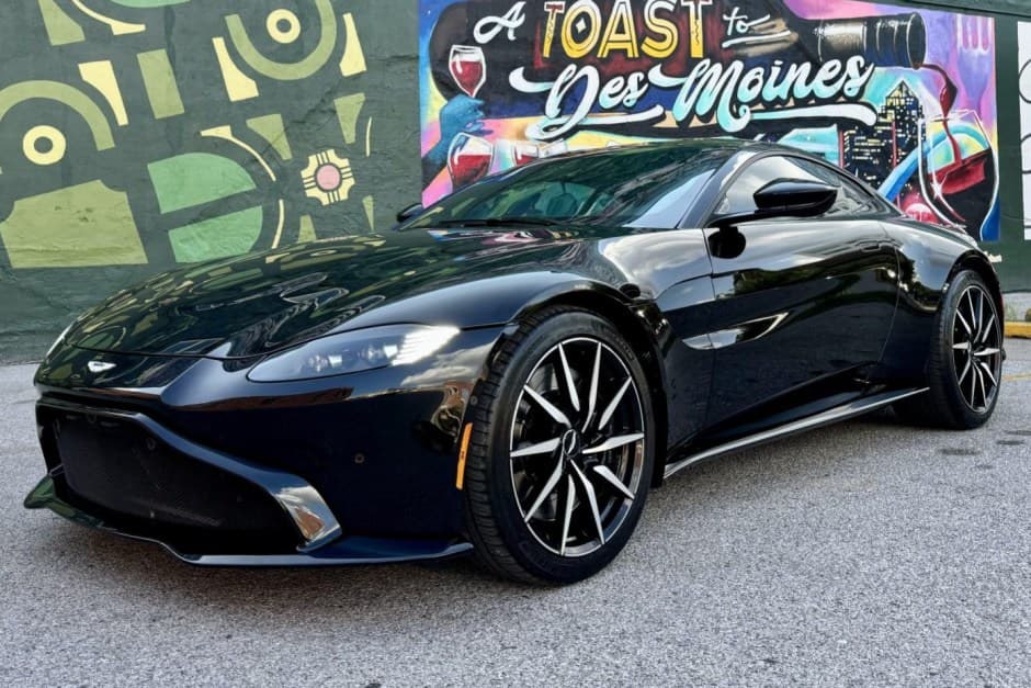 2019 Aston Martin V8 Vantage (2006+) sold for $72,500