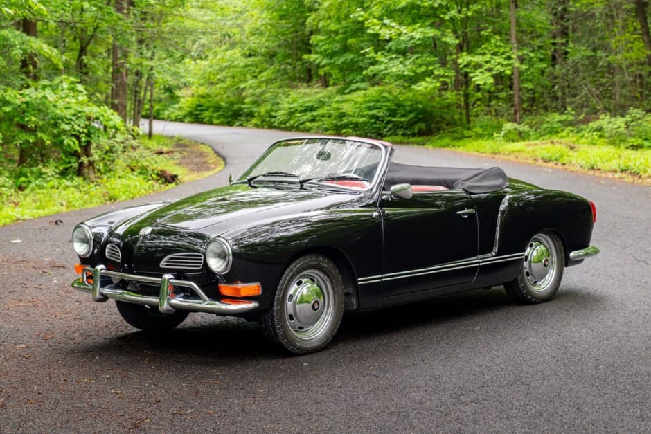 1971 Volkswagen Karmann Ghia sold for $38,250