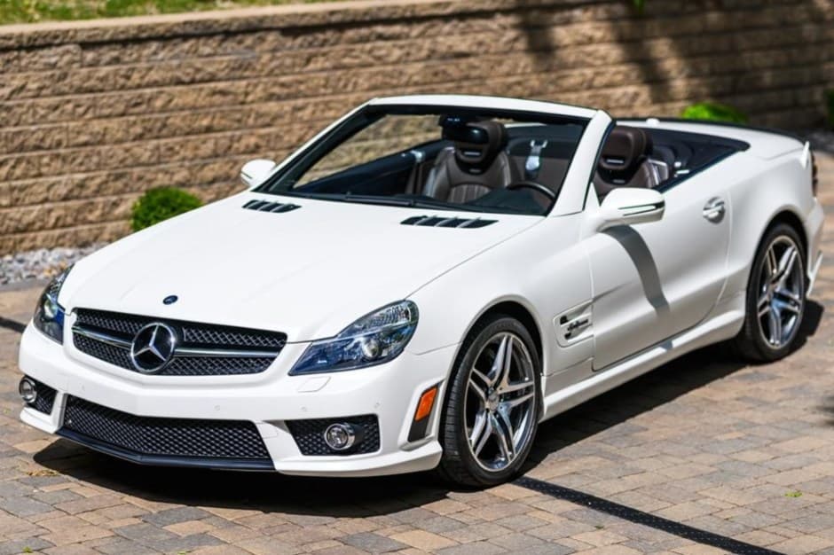 2009 Mercedes-Benz R230 SL sold for $58,400