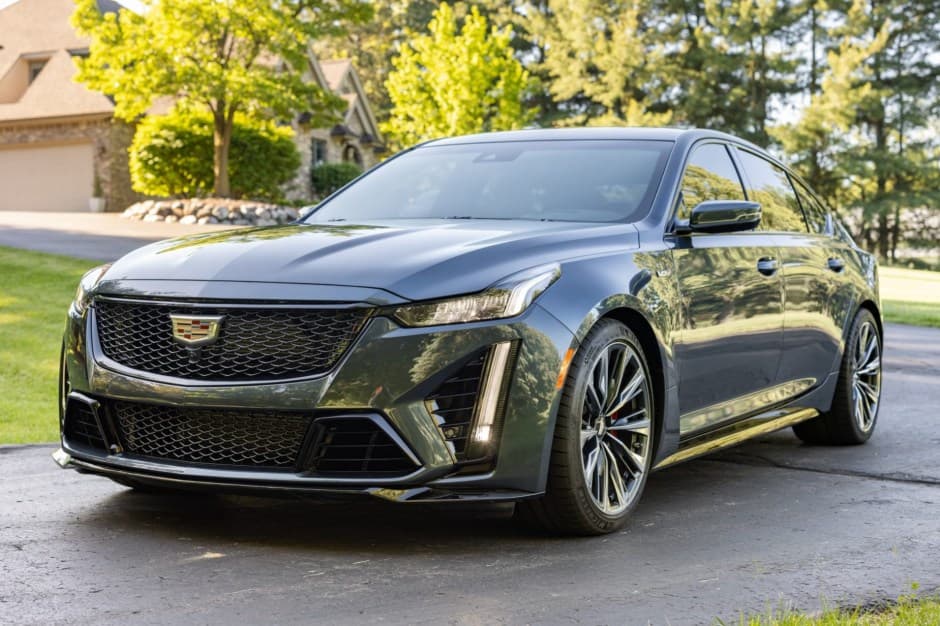 2022 Cadillac CT5 & CT5-V sold for $85,668