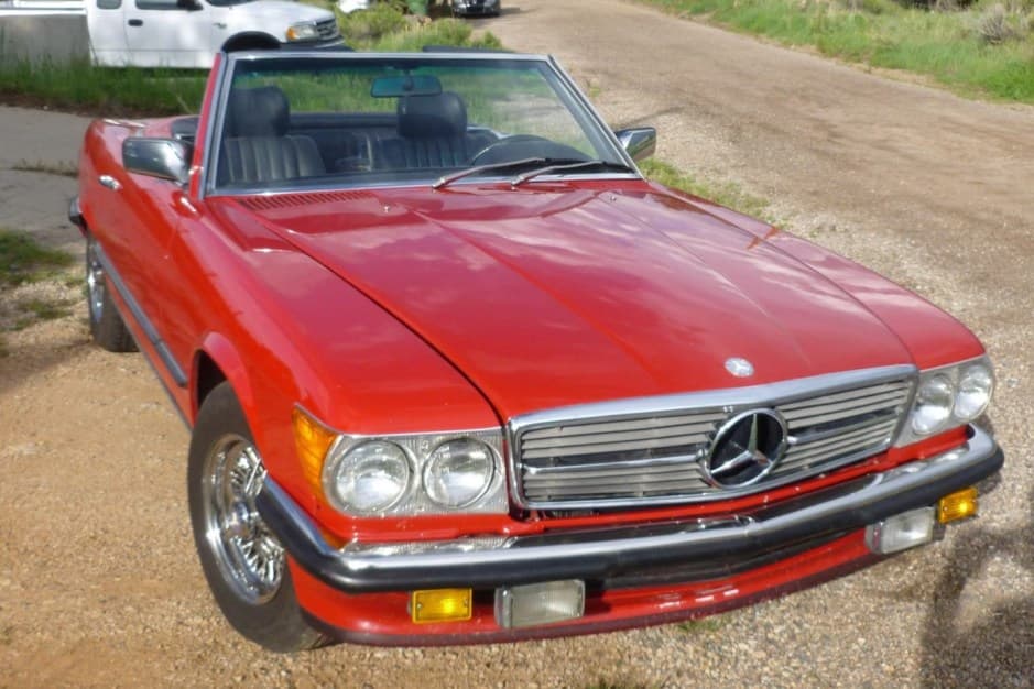 1983 Mercedes-Benz R107 SL sold for $22,000