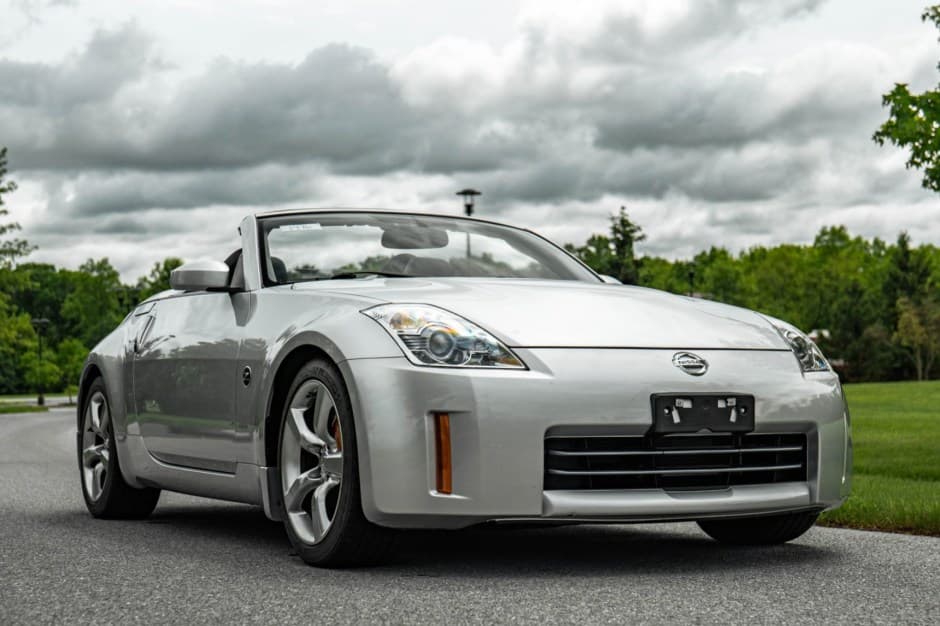 2007 Nissan 350Z sold for $14,500