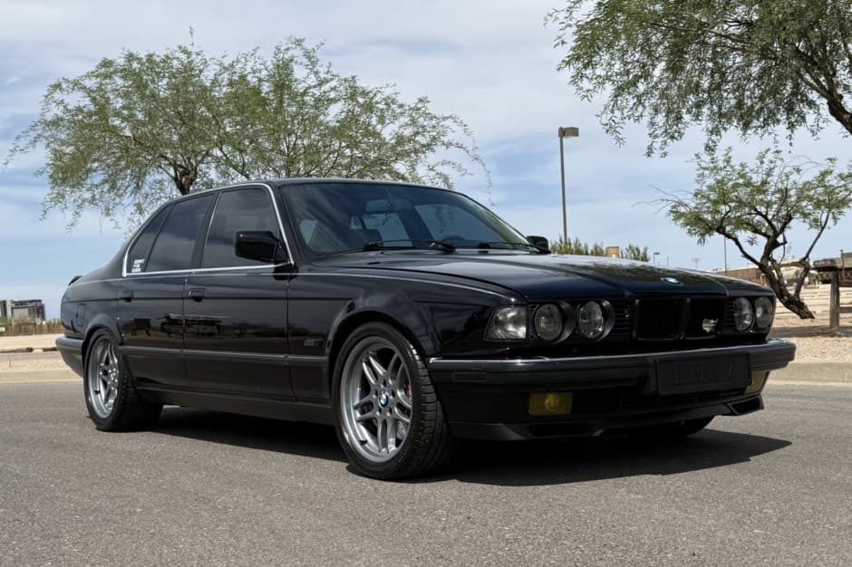 1993 BMW E32 7-Series sold for $15,000