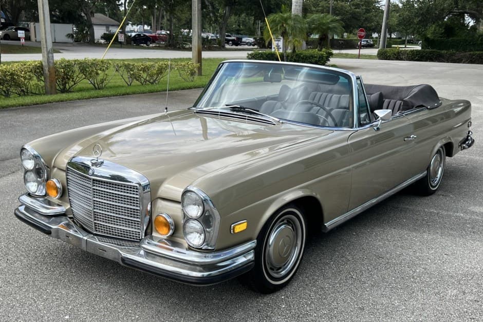 1970 Mercedes-Benz W111 Coupe & Cabriolet sold for $106,000