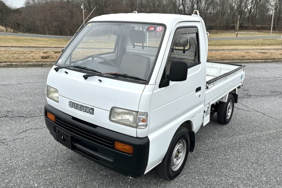 1994 Suzuki Carry sold for $5,300