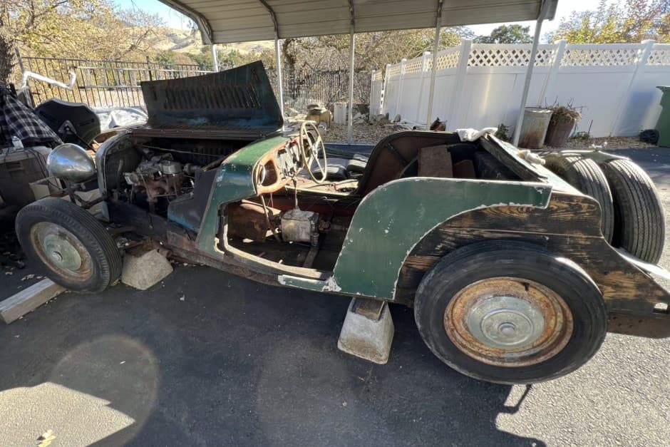 1936 Morgan 4/4 sold for $1,800