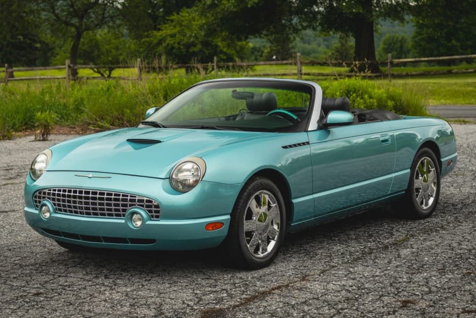 2002 Ford Thunderbird (2002-2005) sold for $13,000