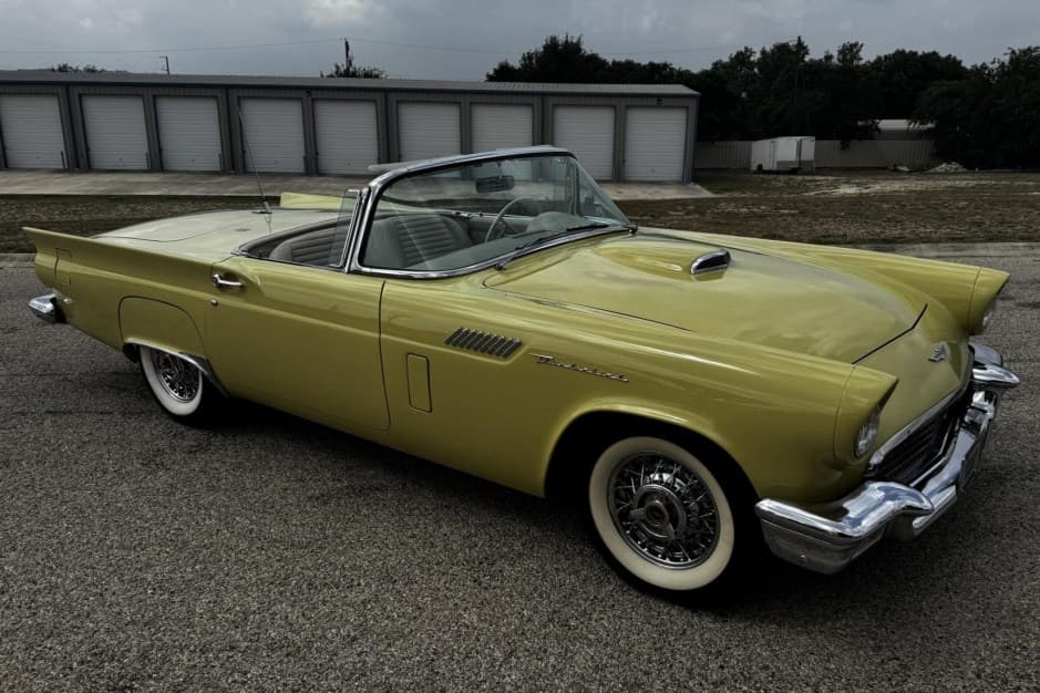 1957 Ford Thunderbird (1955-1957) sold for $27,850