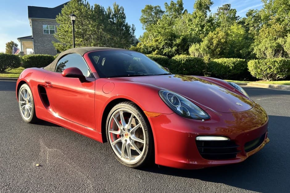 2013 Porsche 981 Boxster sold for $46,000