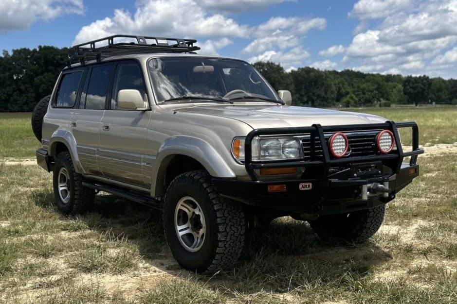 1997 Lexus LX450 sold for $11,000