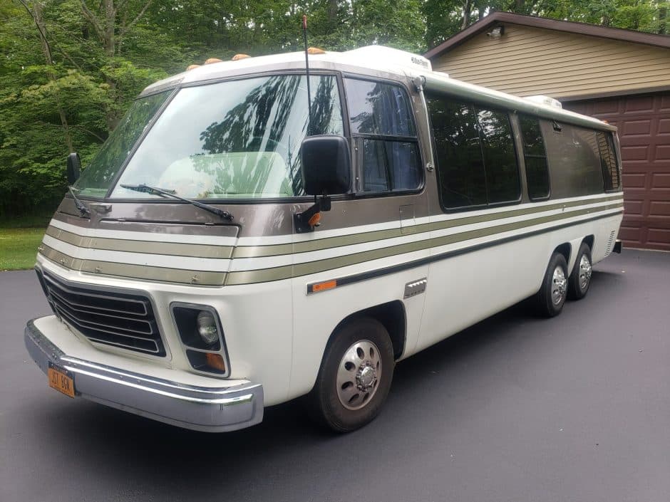 1977 GMC Motorhome sold for $32,000