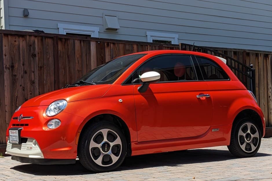 2013 Fiat 500 (2012-2019) sold for $6,800