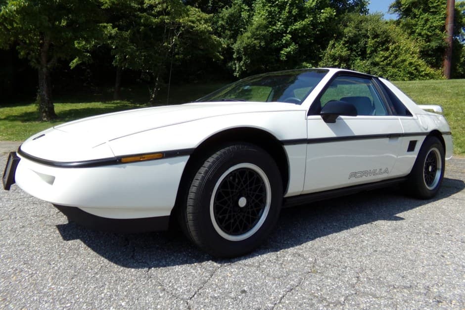 1988 Pontiac Fiero sold for $13,500