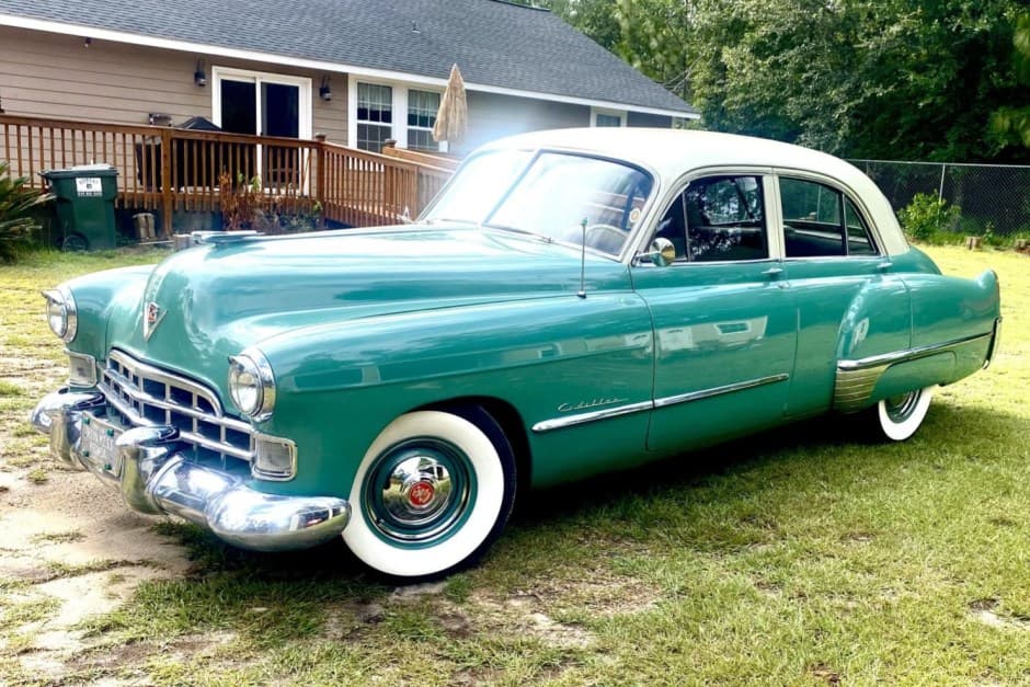 1948 Cadillac Series 61 sold for $9,100