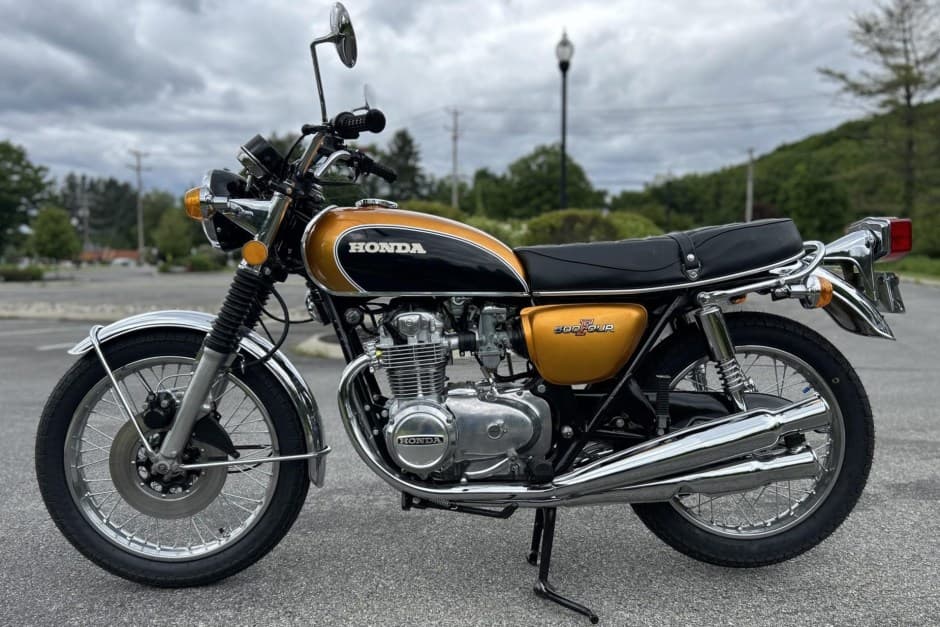 1972 Honda CB500 Four & CB550 sold for $12,000