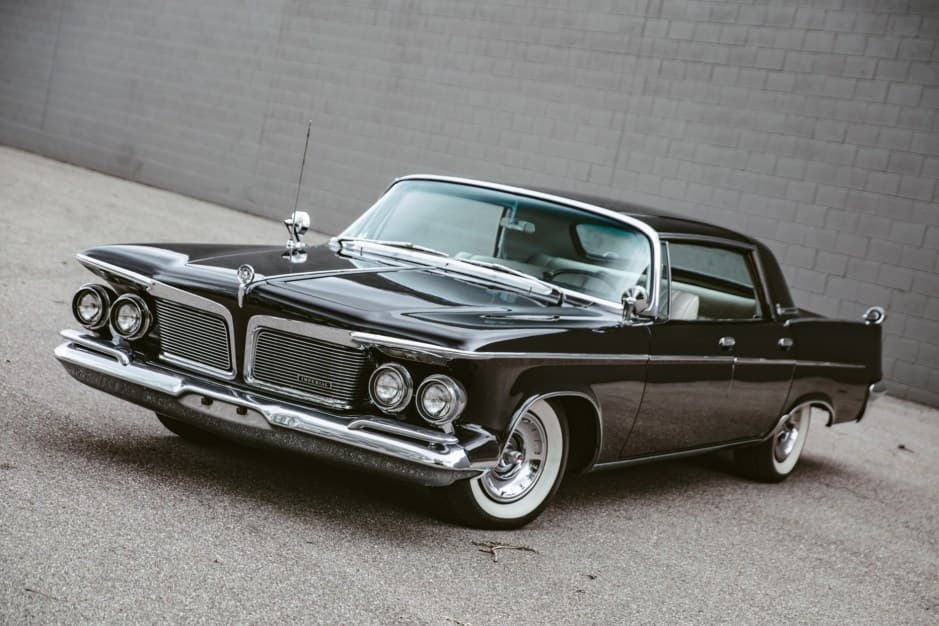 1962 Chrysler Imperial sold for $27,000