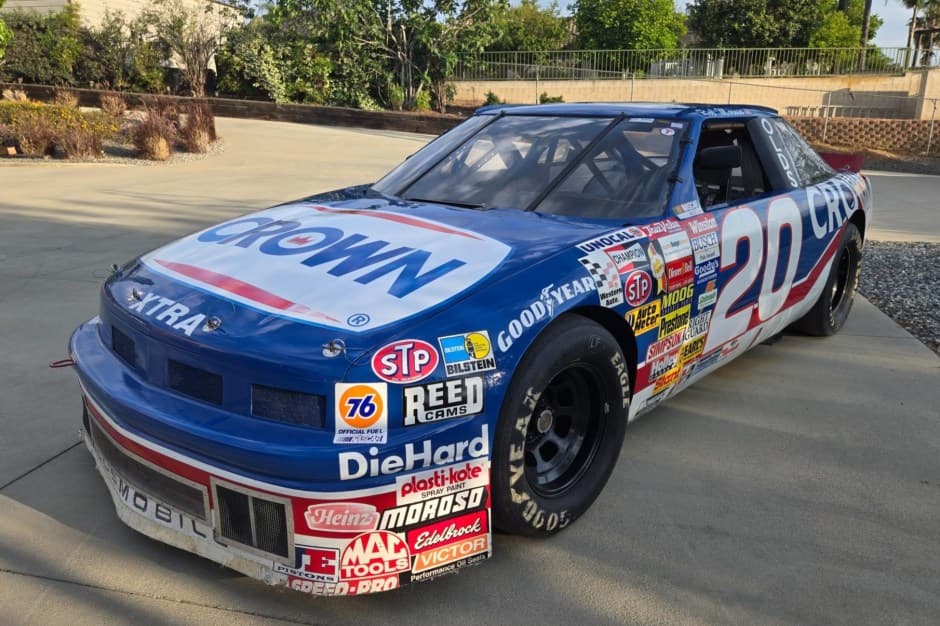 1990 Oldsmobile Cutlass sold for $21,000