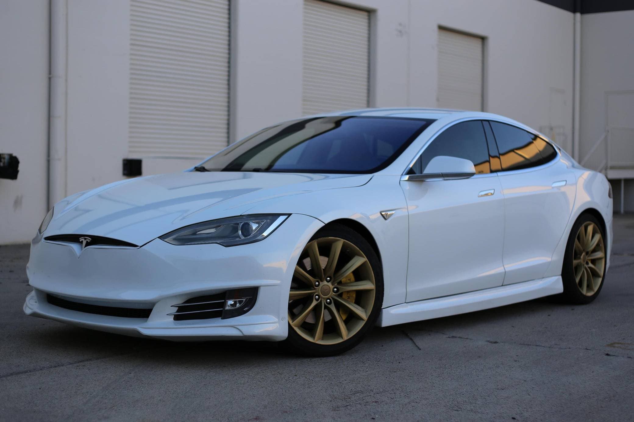 2012 Tesla Model S sold for $12,500