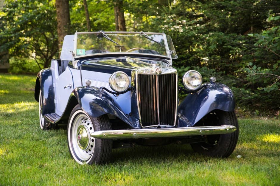 1951 MG TD sold for $11,500