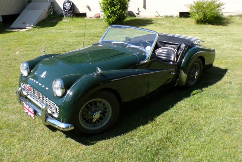 1959 Triumph TR3 sold for $16,500