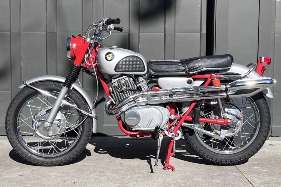 1966 Honda Dream, CB77 Super Hawk, & CL77 Scrambler sold for $4,000