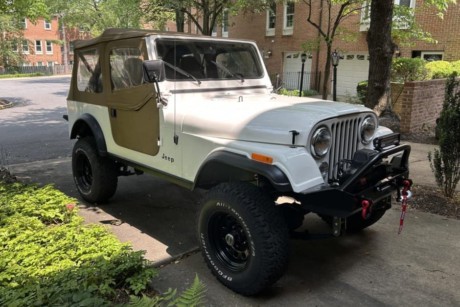 1982 Jeep CJ-7 sold for $16,500