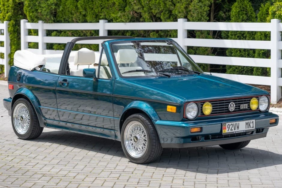 1992 Volkswagen Golf/Rabbit Cabriolet Mk1 sold for $22,500