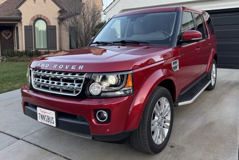 2016 Land Rover LR4 sold for $23,000