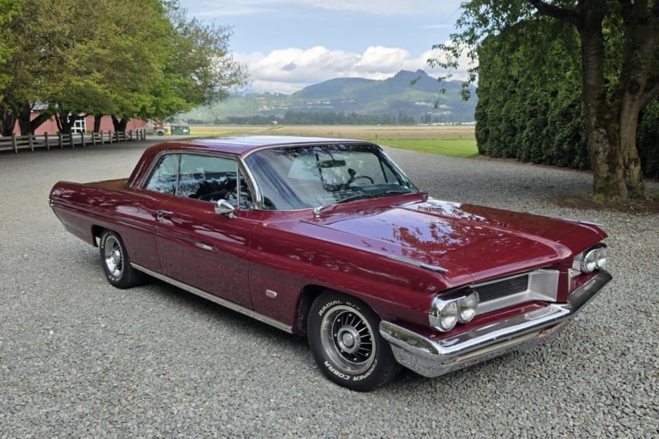 1962 Pontiac Grand Prix sold for $17,500
