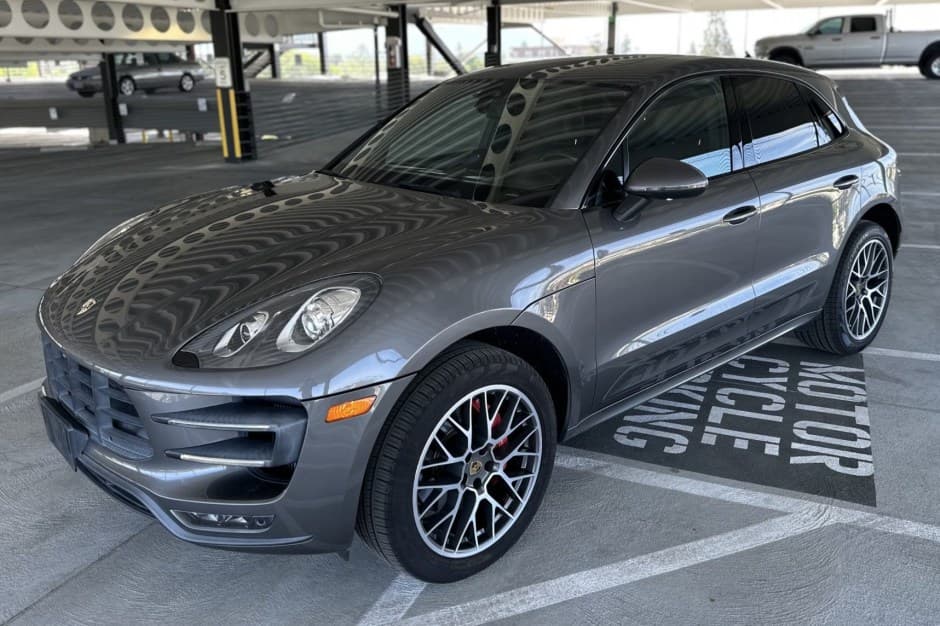 2015 Porsche Macan sold for $20,511